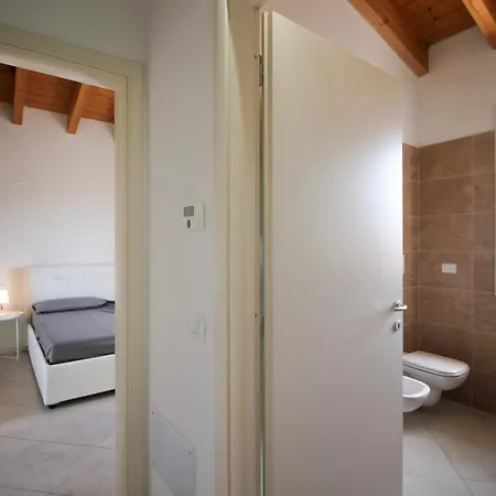 Ginny House - Charming Flat With Pool Апартаменты *
