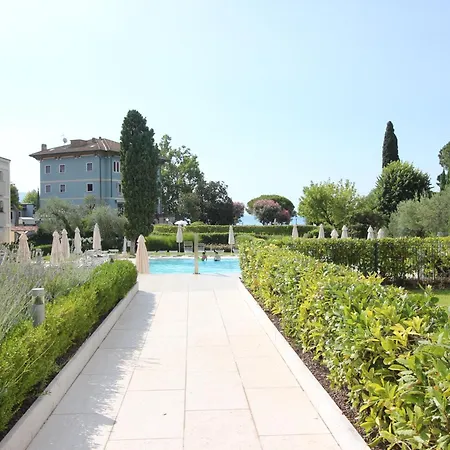 Ginny House - Charming Flat With Pool Lejlighed *